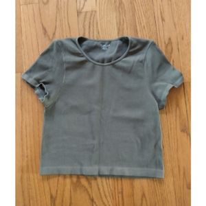 Urban Outfitters Stretchy Ribbed knit tee M/L